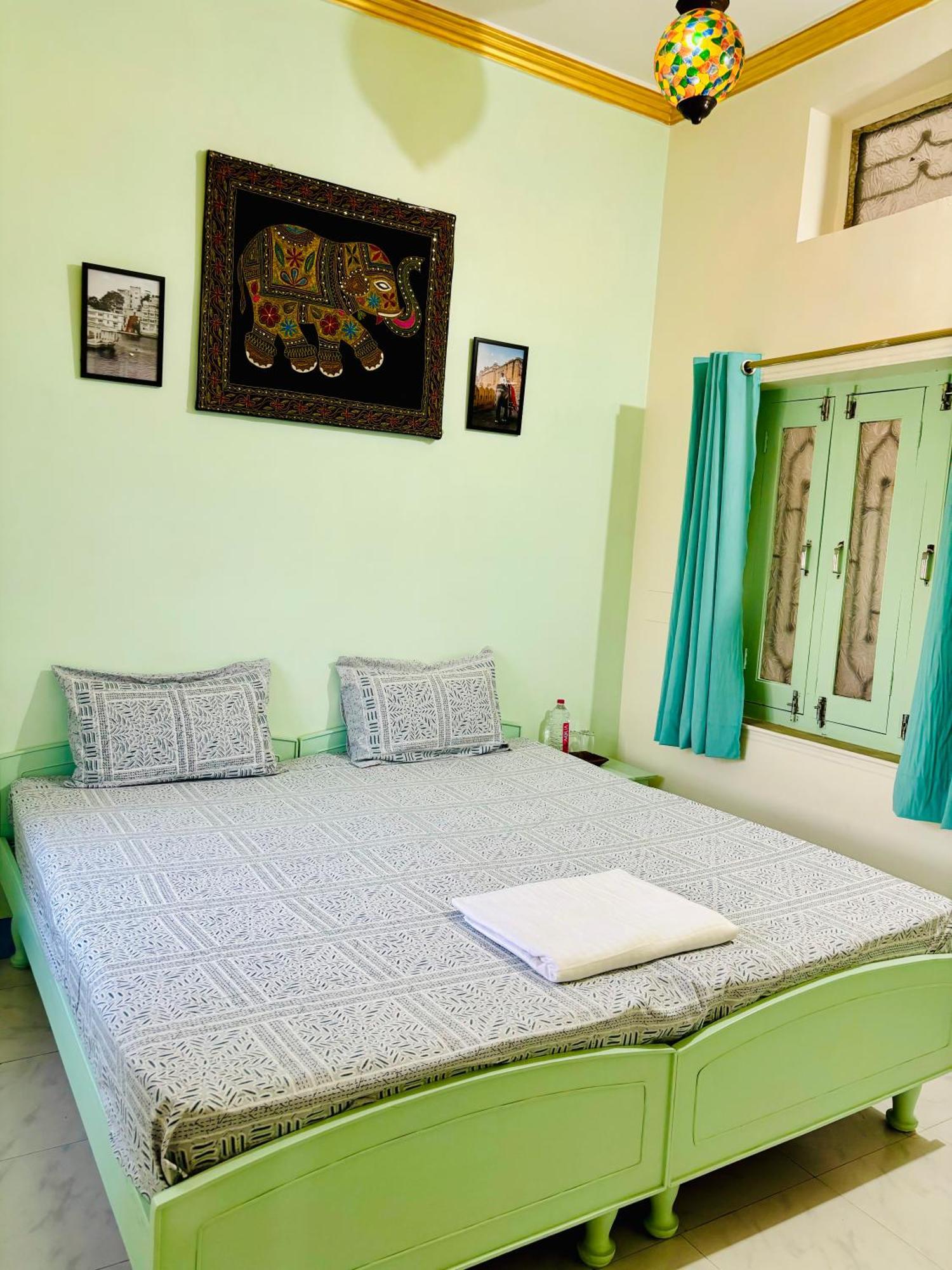 Hotel Tulsi Palace Pushkar Habitación foto